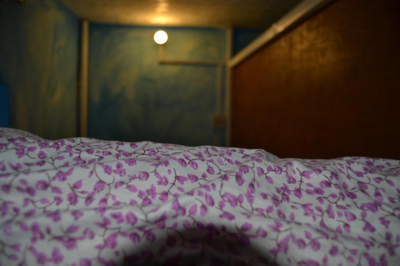 Fireflies Hostel Kathmandu Exteriör bild