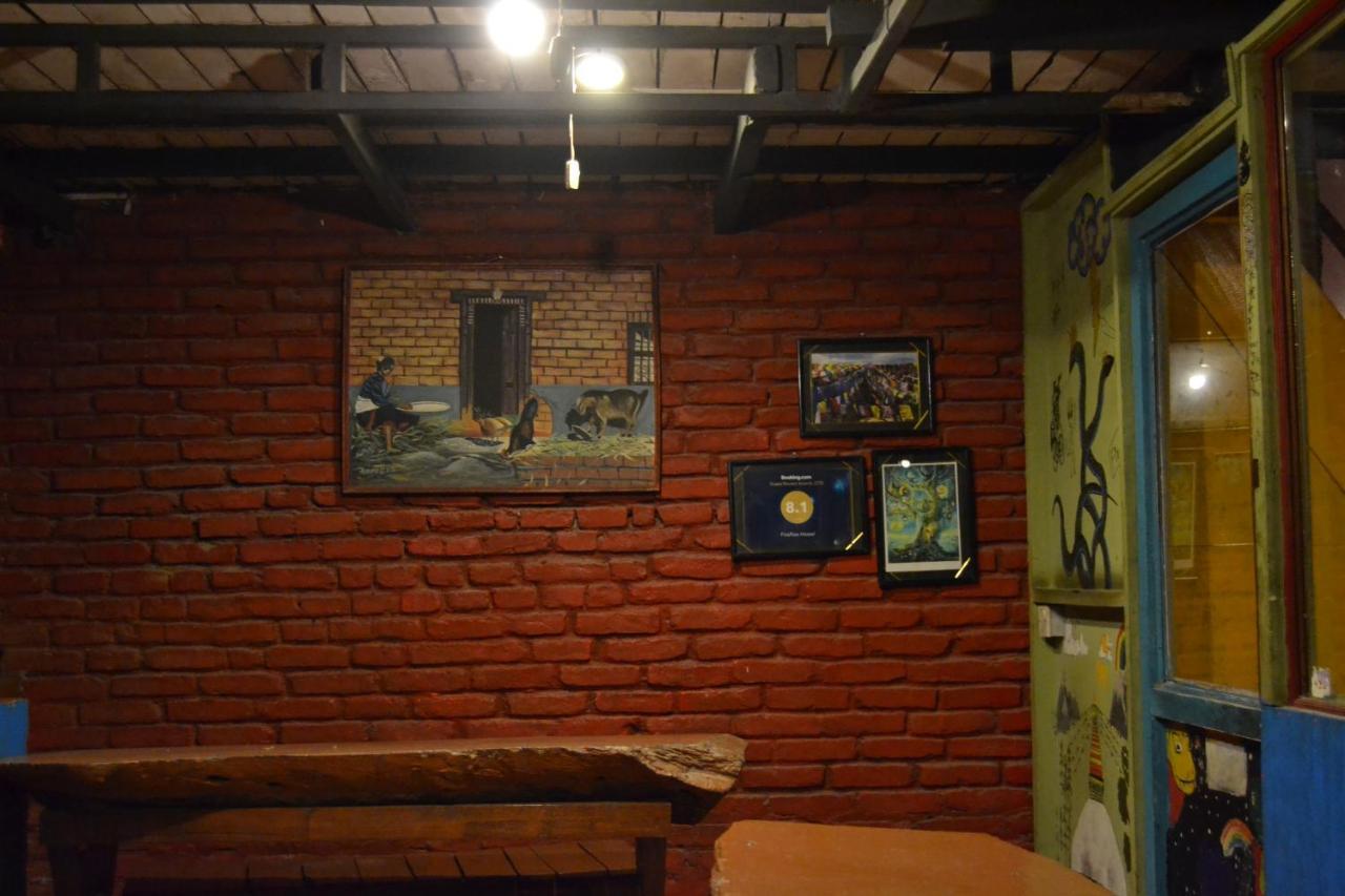 Fireflies Hostel Kathmandu Exteriör bild