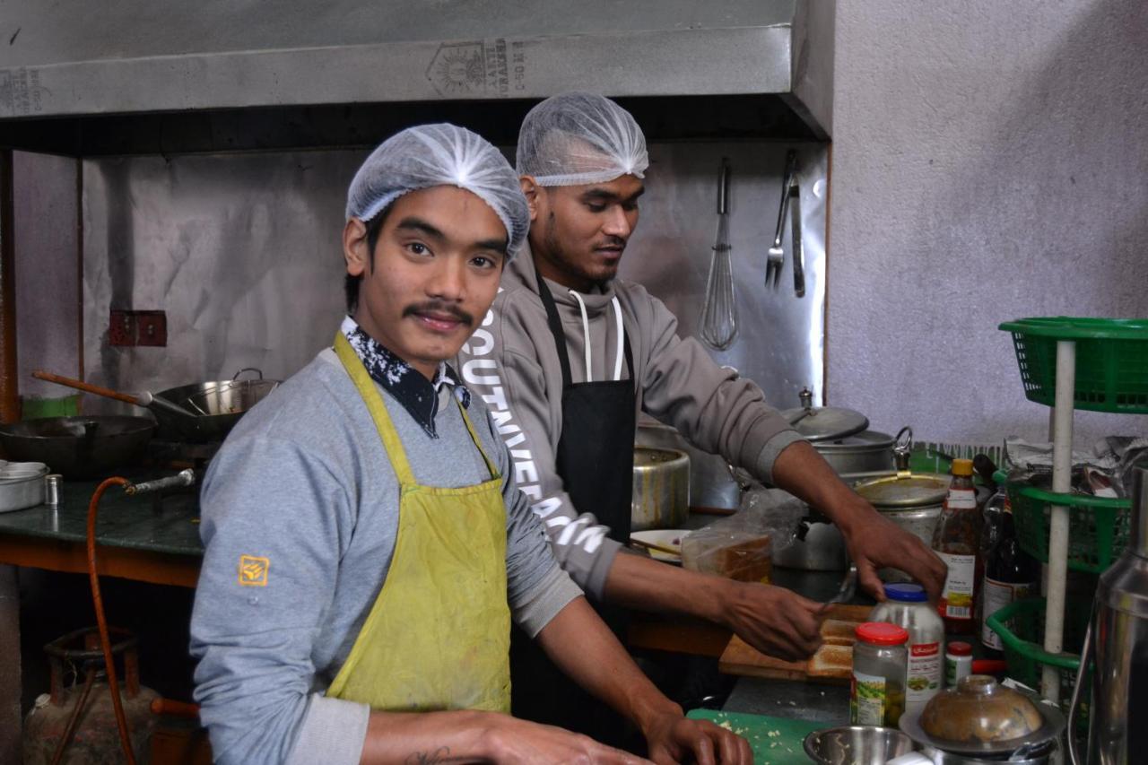 Fireflies Hostel Kathmandu Exteriör bild