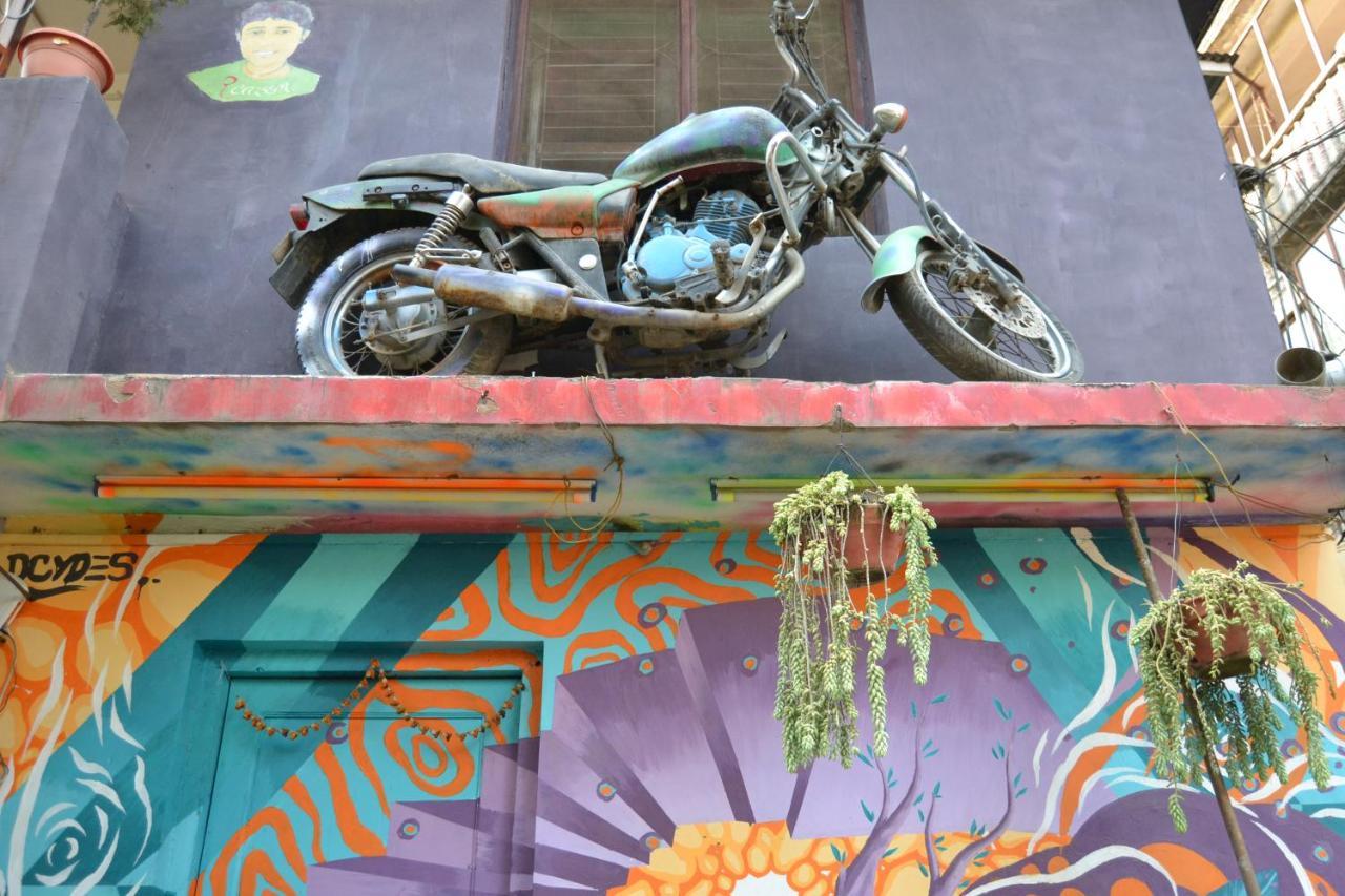 Fireflies Hostel Kathmandu Exteriör bild